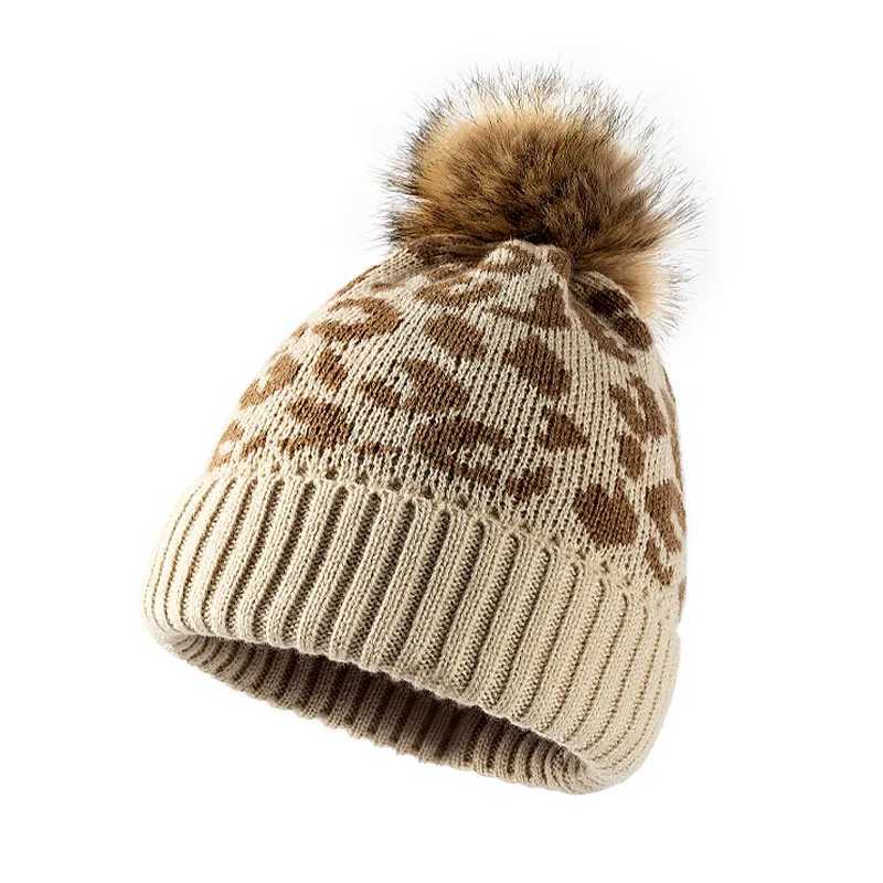 Leopard print curled edge wool ball knitted hat for womens outdoor warmth thickened autumn and winter mens woolen hat J251022