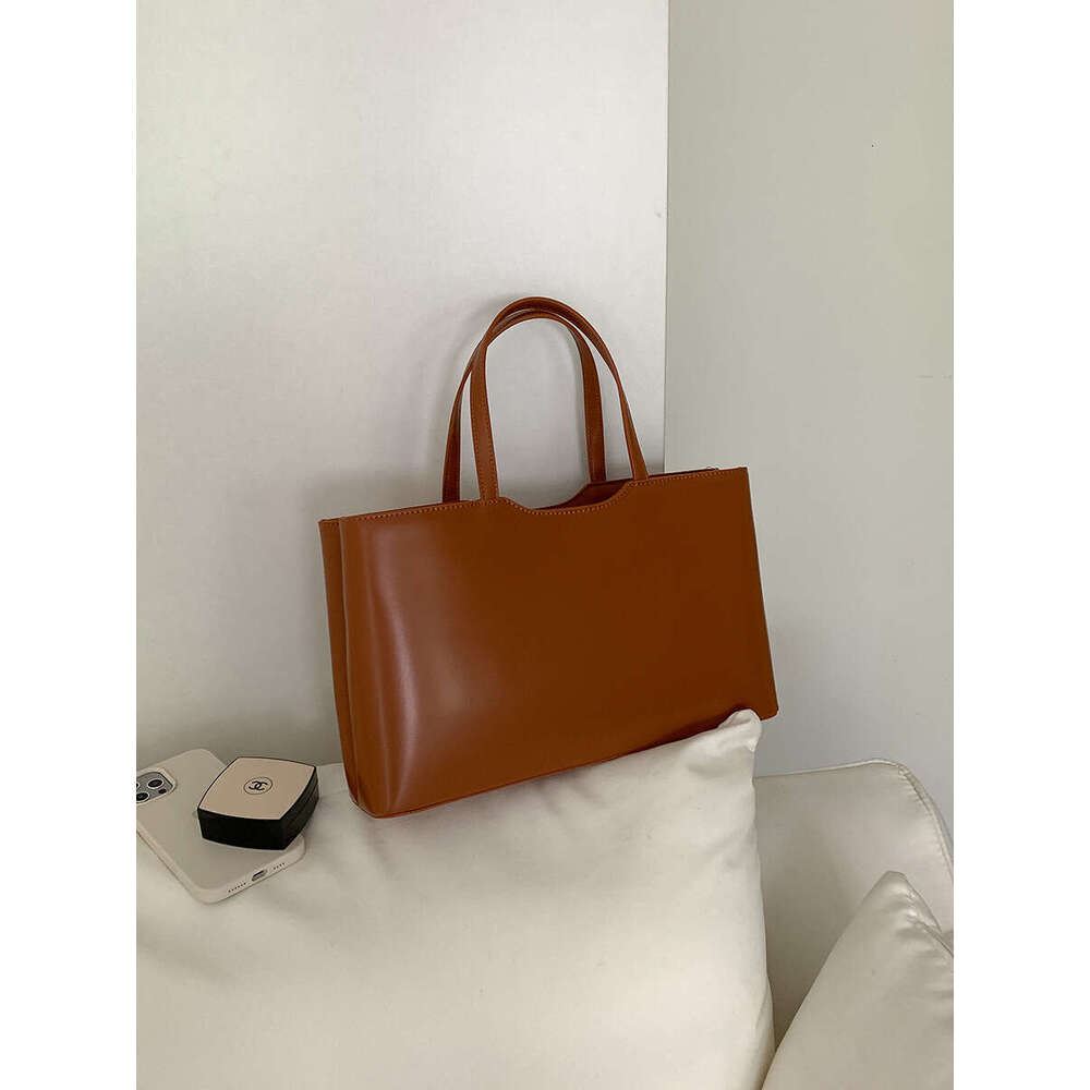 Korean Style Fashion Women's Tote Sturdy Three-Dimensional Large Capacity Office Handbag High-End Commuter Bag B5