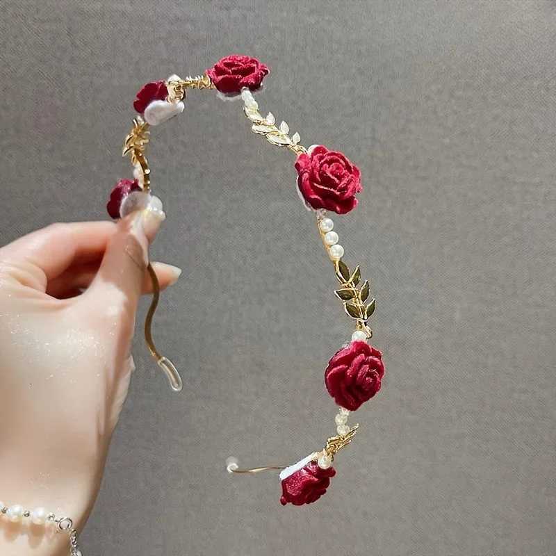 Womens Vintage French Rose Faux Pearl Hairband Girl VintageInspired Alloy Headband for Women Sweet Floral Design V251022