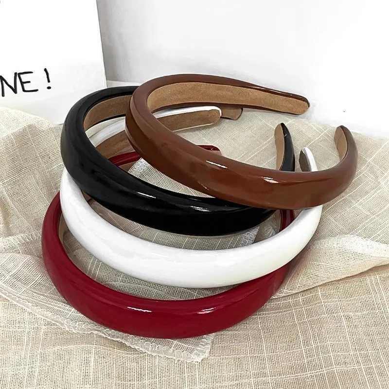 Vintage Leather Sponge Solid Hairband For Women Simple Outside Hair Hold Headband Hair Hoop Hair Band Fashion Hair Accessories V251022