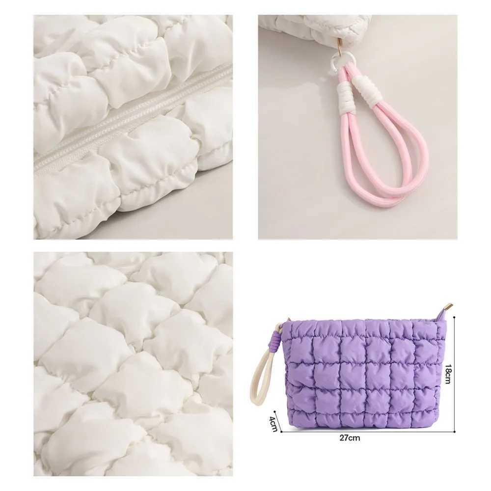 Cute Puffer Quilted Makeup Bag Cosmetic Bag Puffy Travel Toiletry Pouch Checkered Zipper Bag Makeup Organizer Bag for Woemn GirlW251021