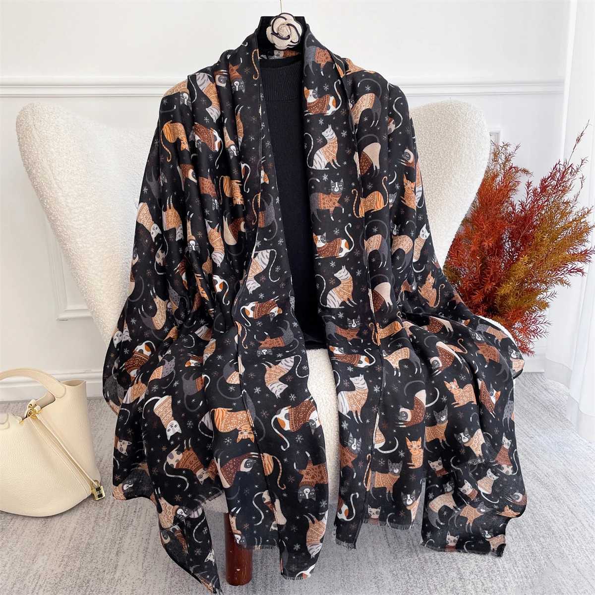 88180cm Cute Cat Print Women Viscose Scarf Cotton Linen Feeling Ventilate Luxury Soft Girl Shawl Tassel Muslim Hijab J251118