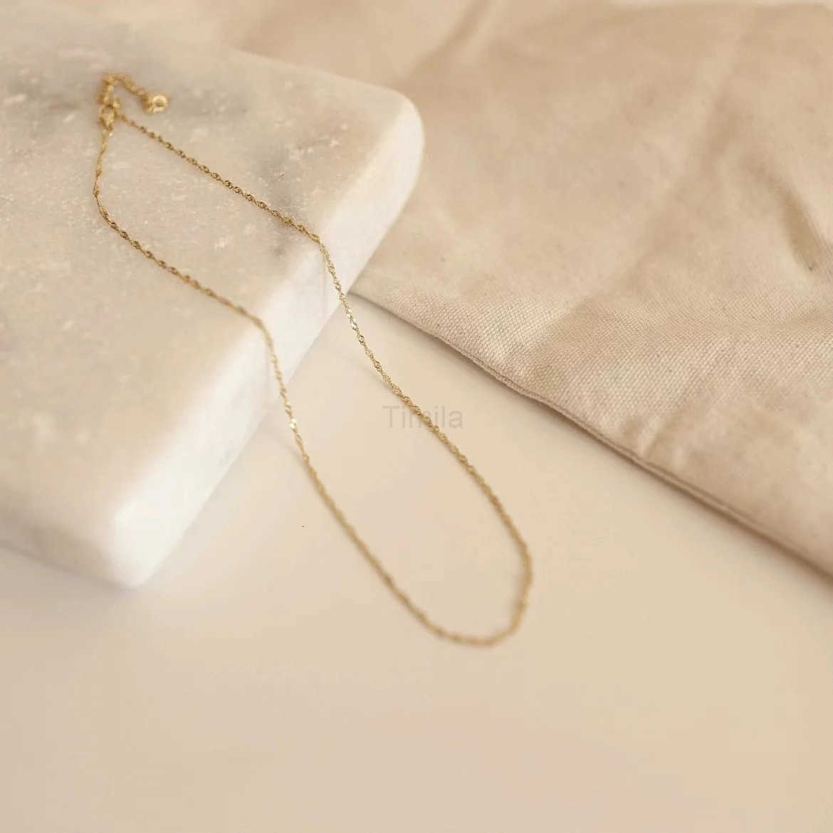 Exquisite Gold Plated Stainless Steel Thin Chain Necklace for Women Simple Style Clavicle Chain Female Jewelry U251022