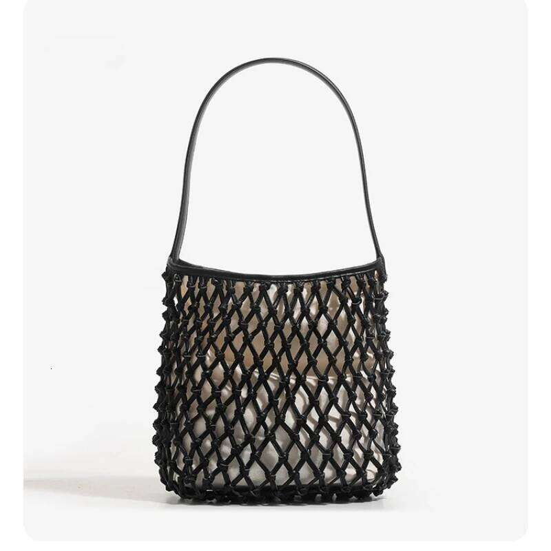 Women Straw Underarm Large Capacity Vintage Vacation Shoulder Everything Casual Handbag Designer Hollow Summer Beach Bag Suo251022