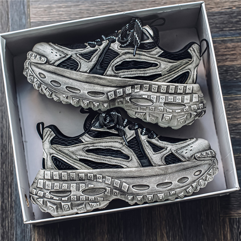 Men's shoes spring and summer mesh breathable and versatile youth sports running tire soles increase the height of casual black dad trendy shoes