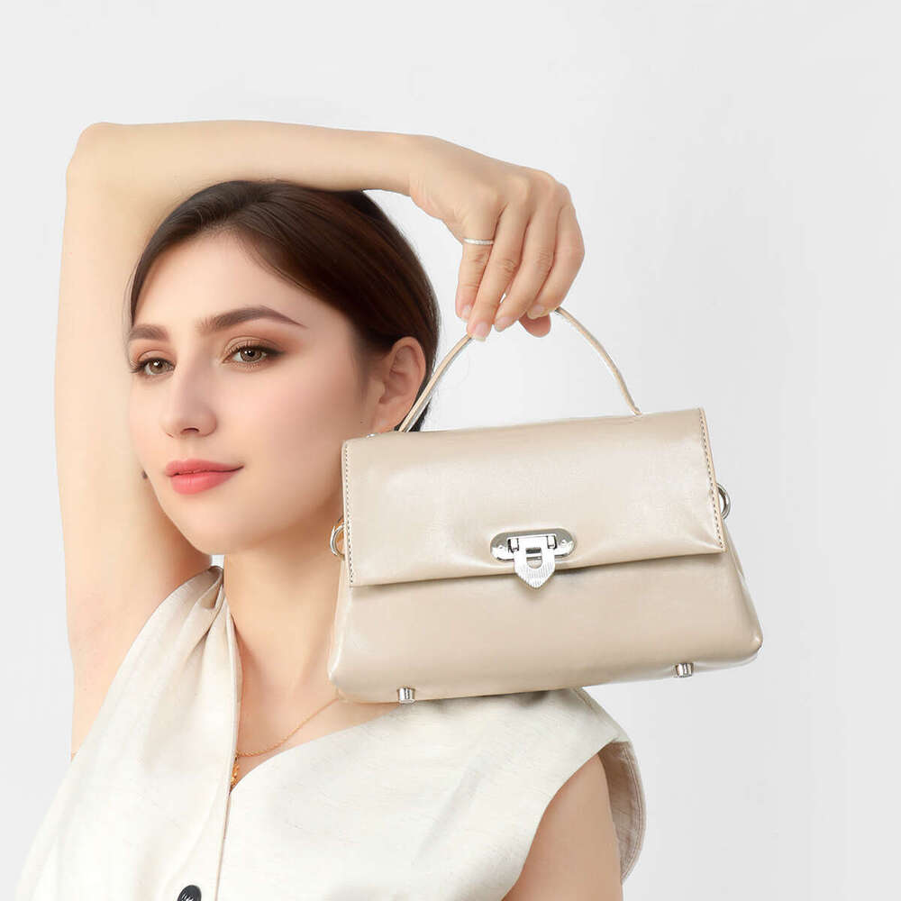 Luxury bag Bag New Designer Women s Cross Body Top Cowhide Leather Bucket Multifunctional Commuter Large Capacity Tote Shoulder