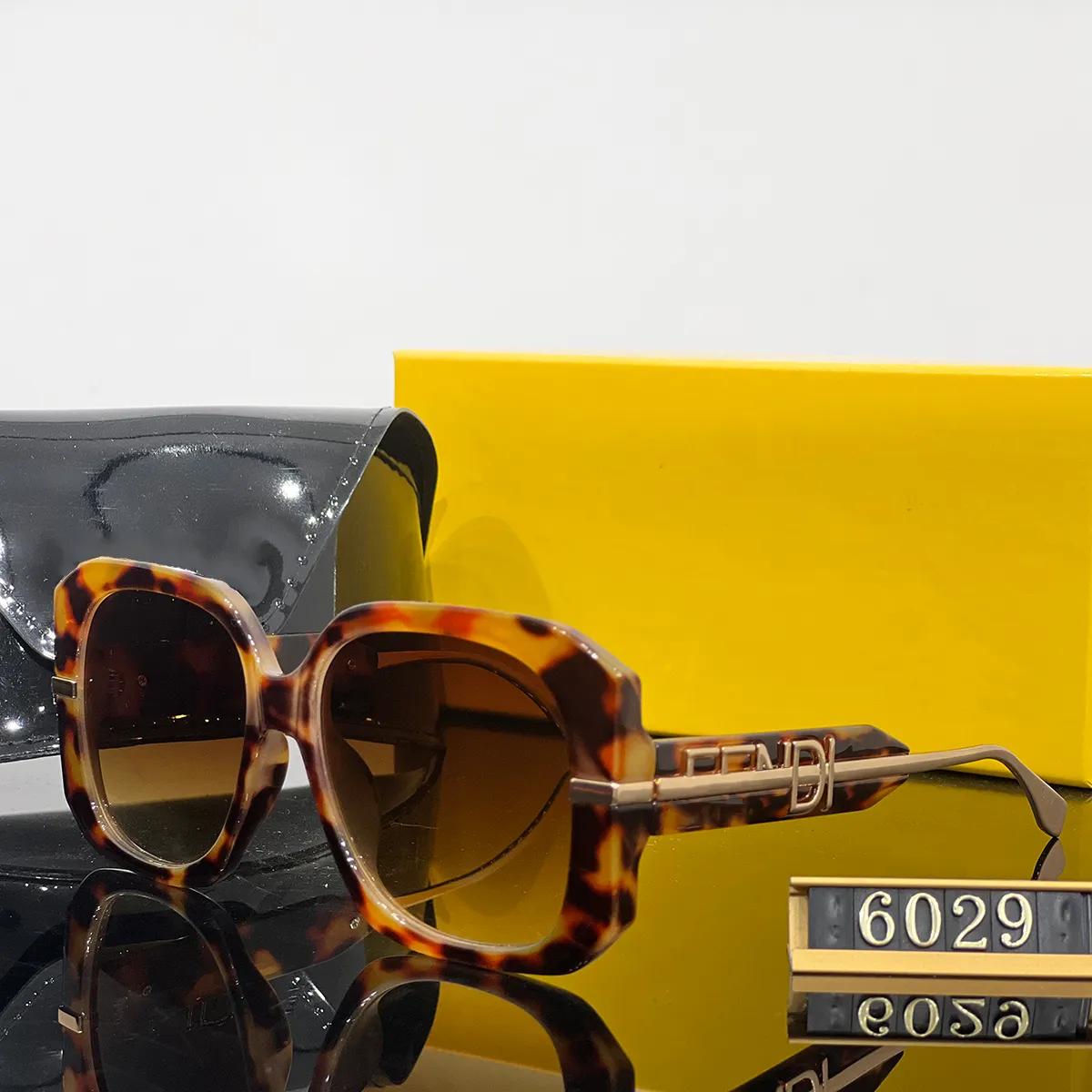 Designers Sunglasses Letter Leg Glasses For Women Polarized Trend UV Resistant Sun Glass Casual Versatile Eyeglasses Box Gift Nice