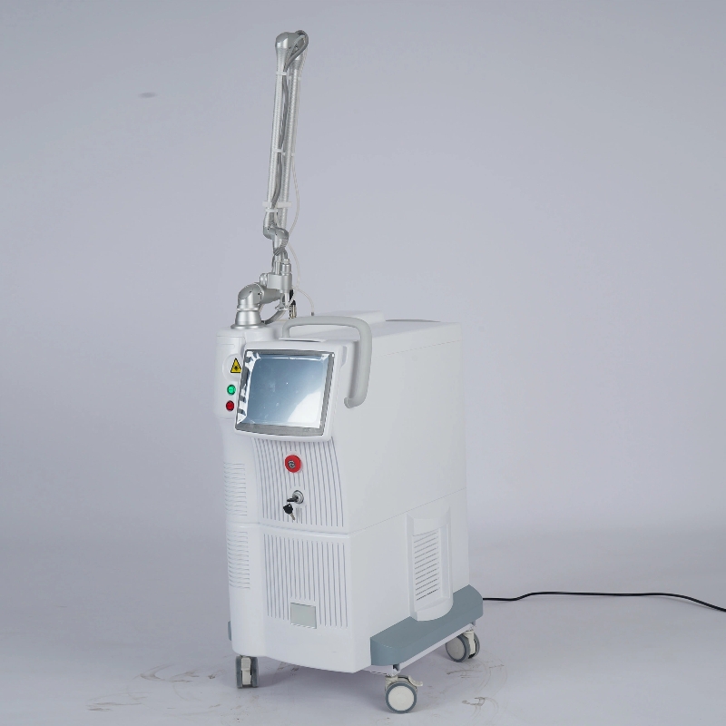 CO2 Fractional Laser Scar Removal Wrinkle Reduction Skin Tightening Vaginal Rejuvenation Machine For Professional Beauty Clinic And Spa