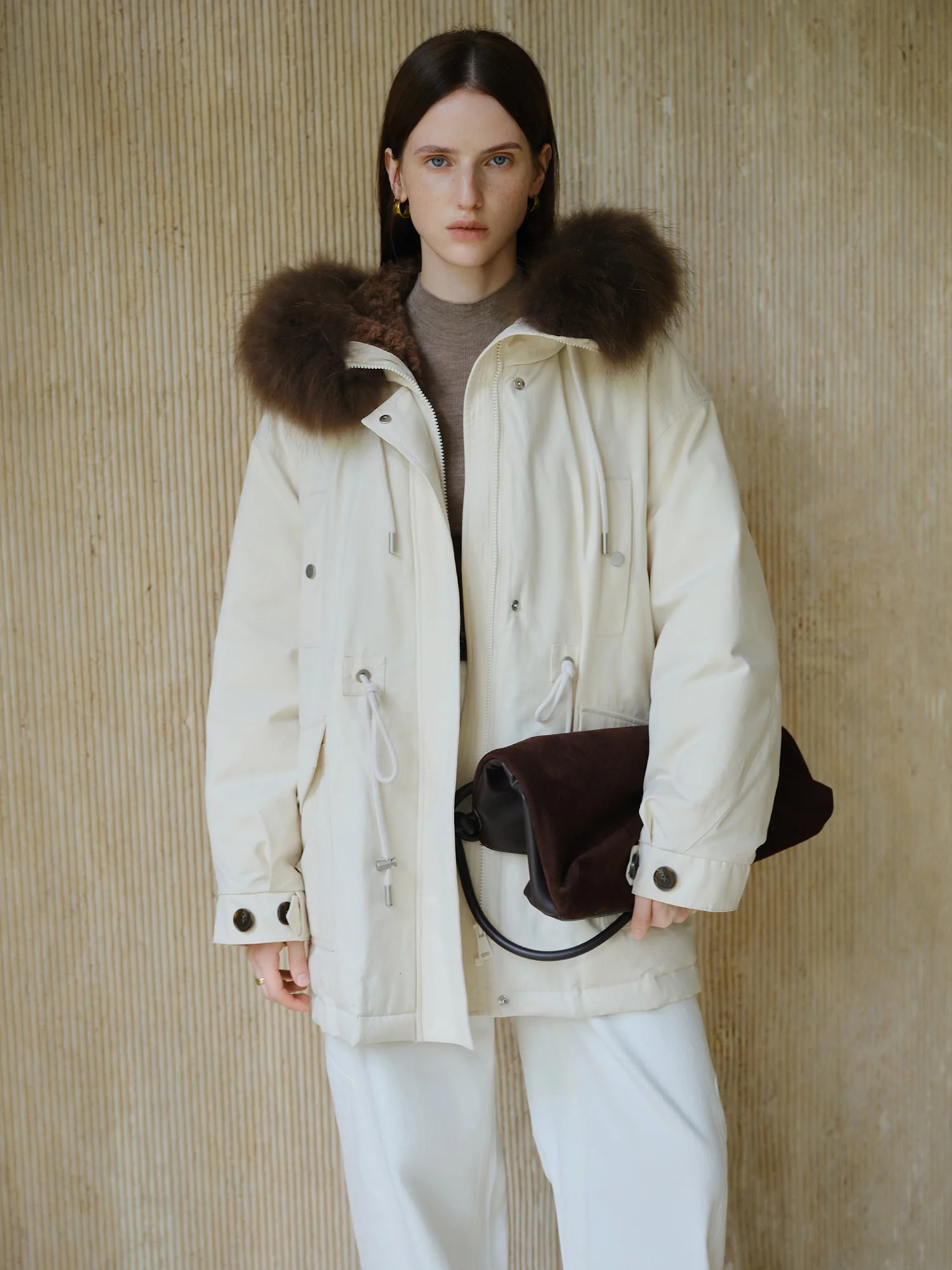 ZIQIAO CraftWool LightWarm SelfCrafted Hooded FurLined Collar Parka for Women Winter Arrival Thick Insulated Down Coat 251021