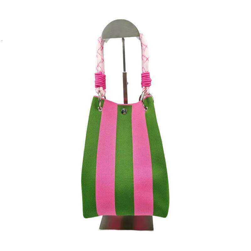 Niche Knitted Ring Top Handle Handmade Knitting Bucket Magnetic Buckle Handbag Women Fashion Totes Wrist Bag