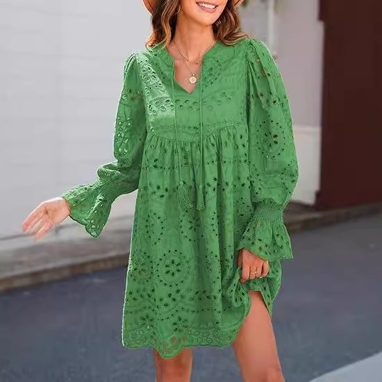 Women's designer fashionable tassel casual dress V-neck long sleeved A-line hollow lace pleated party dress