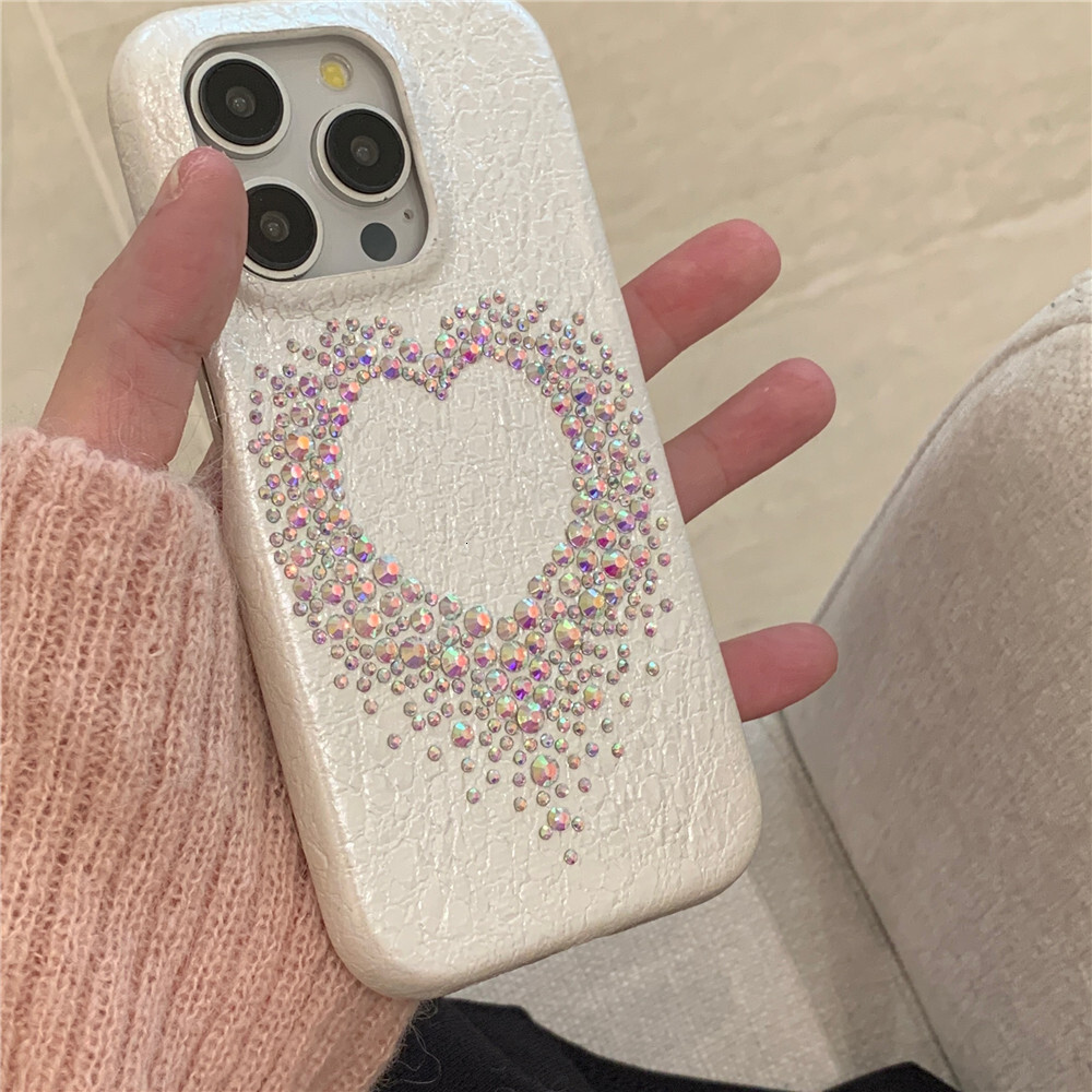 Rhinestone Heart Pattern Phone Case Compatible with iPhone 17/16/15 PROMAX Simple iPhone 14/13/12