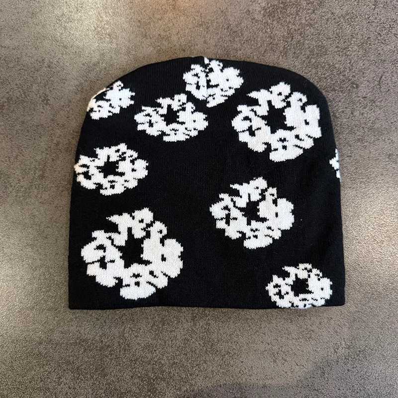 1pc Floral Print Knit Beanie for Men Women Soft Stretchy Skull Caps for Outdoor WalkingCasual StreetwearWinter Autumn Head Hat J251022