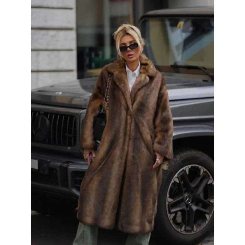 Woman Mixed Color Long Faux Fur Coat Fashion Lapel Collar Full Sleeve Loose Overcoat 2025 Winter Lady Warm High Street Outwear