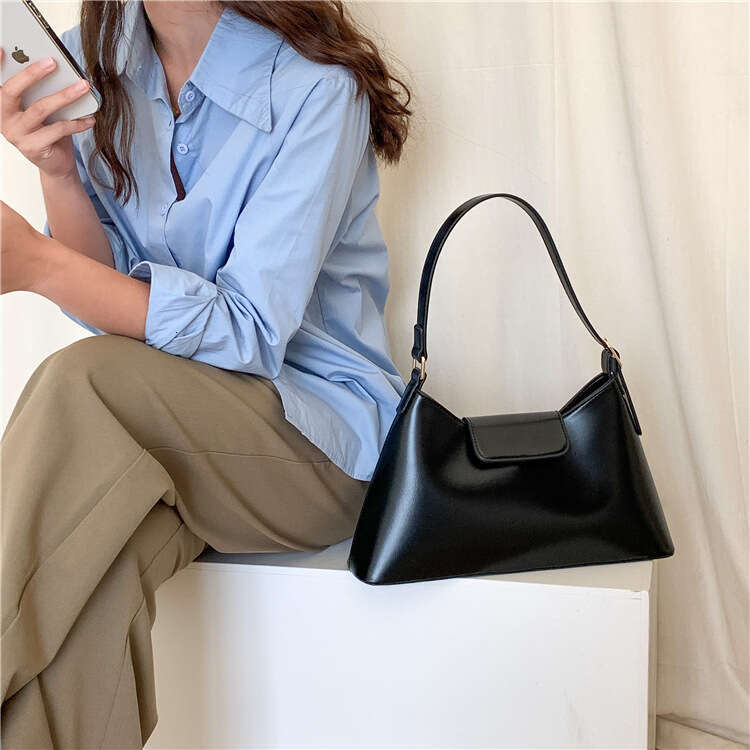 Women's Large Capacity Korean Style PU Handbag Shoulder New Fashion Versatile High-End Underarm Bag B5