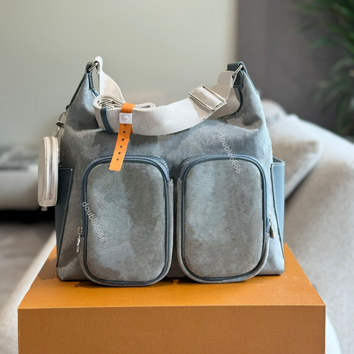 7A Quality Designer Ladies' Denim Shoulder Bag Fashionable Crossbody Bag Luxury women jean Messenger Bag daily commuter bag two pockets travel bag