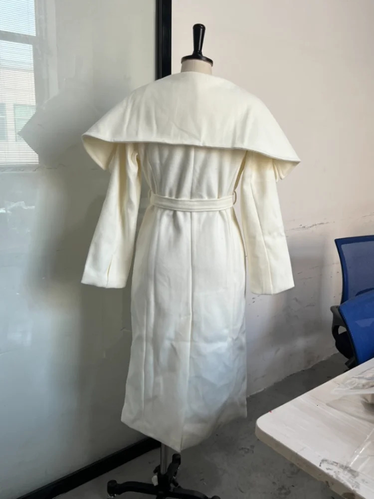 Stylish Elegant Woolen Coat Belted Highend Office Ladies Sophisticated Modest Trendy Long Jacket Womens Autumn Outerwear 251020