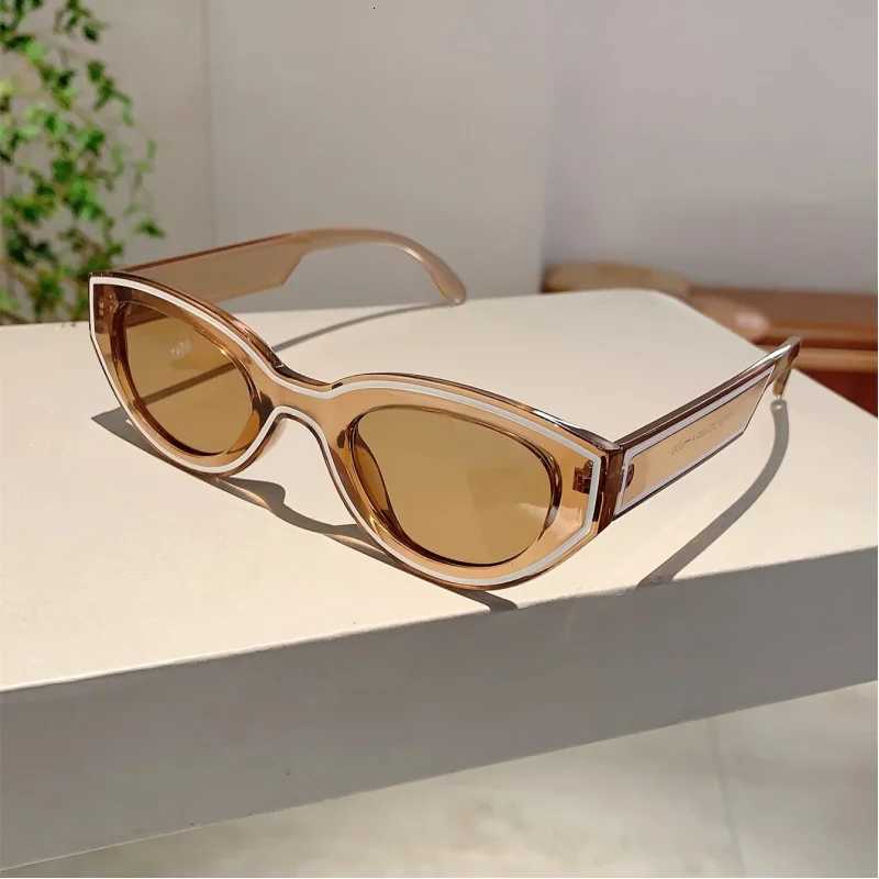 Retro WenS CatEye Fashion Sunes with Tren Line Decorations Stylish MenS Decorative Eyewear for OutdoorW251023
