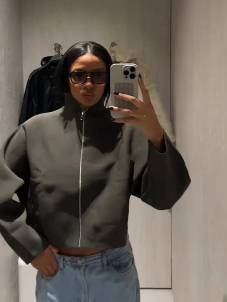 Stand Zipper Short Jacket Womens Early Autumn Solid Long Sleeve Loose Coats Fashion Commute Ladies Outerwear 251020