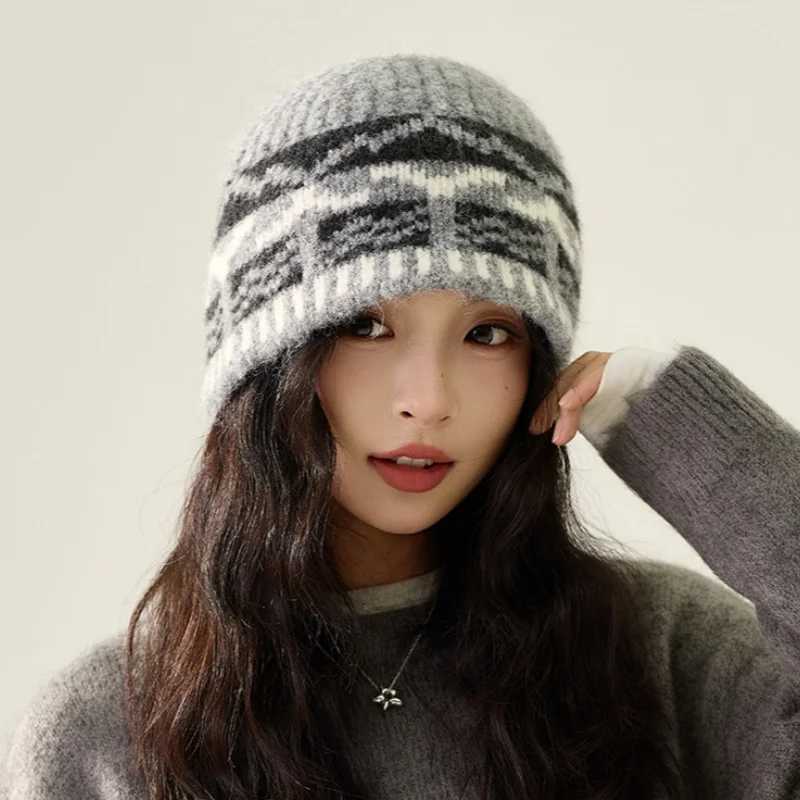 Jacquard Knit Fishermans Hat Winter Vintage Wool Beanie ColdProtecting EarCovering PullOver Hat TrendyXJ251023