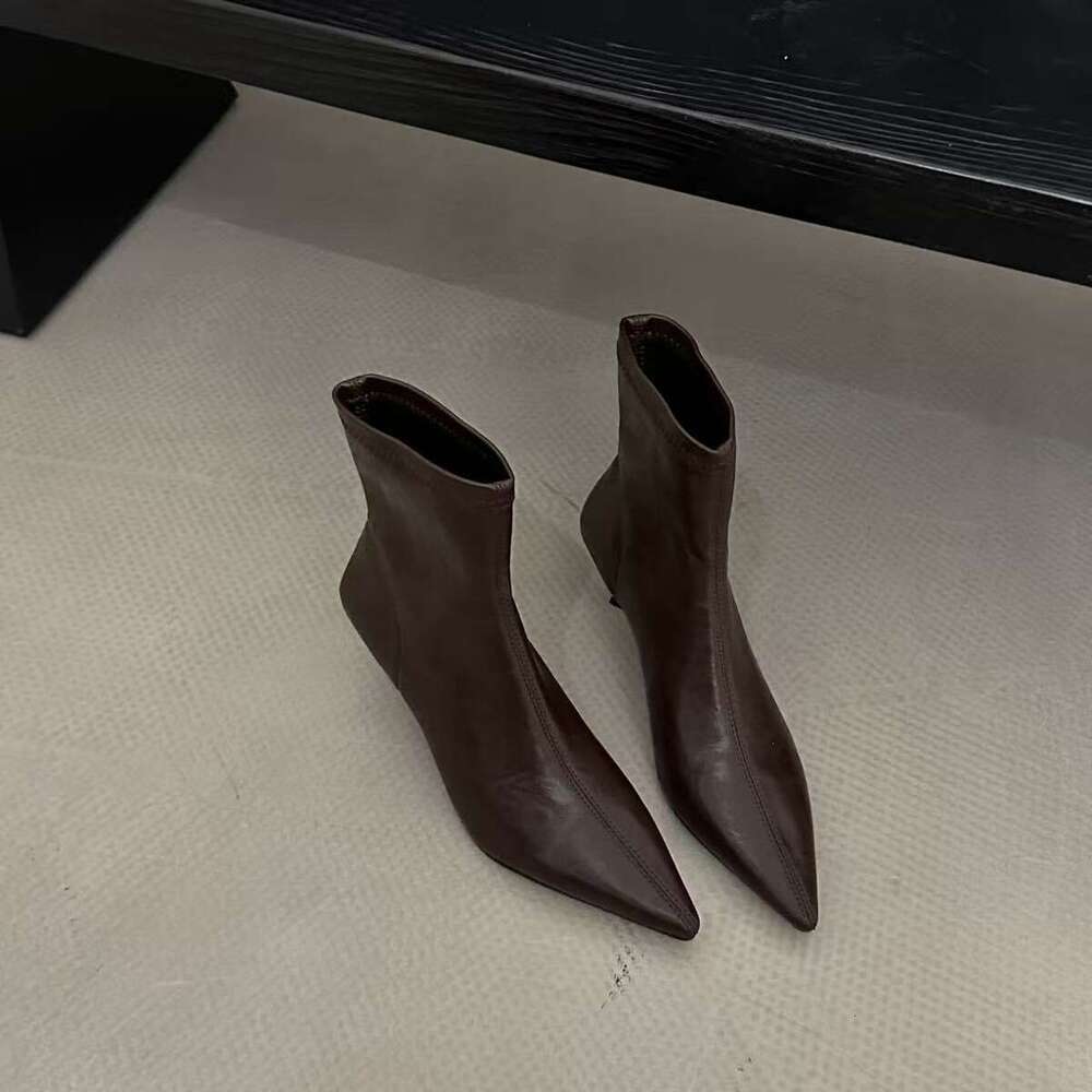 Slimming Pointed Toe Stretch Designer Shoe Slim Slip-On Soft Leather Style Thin Heel Short Boots