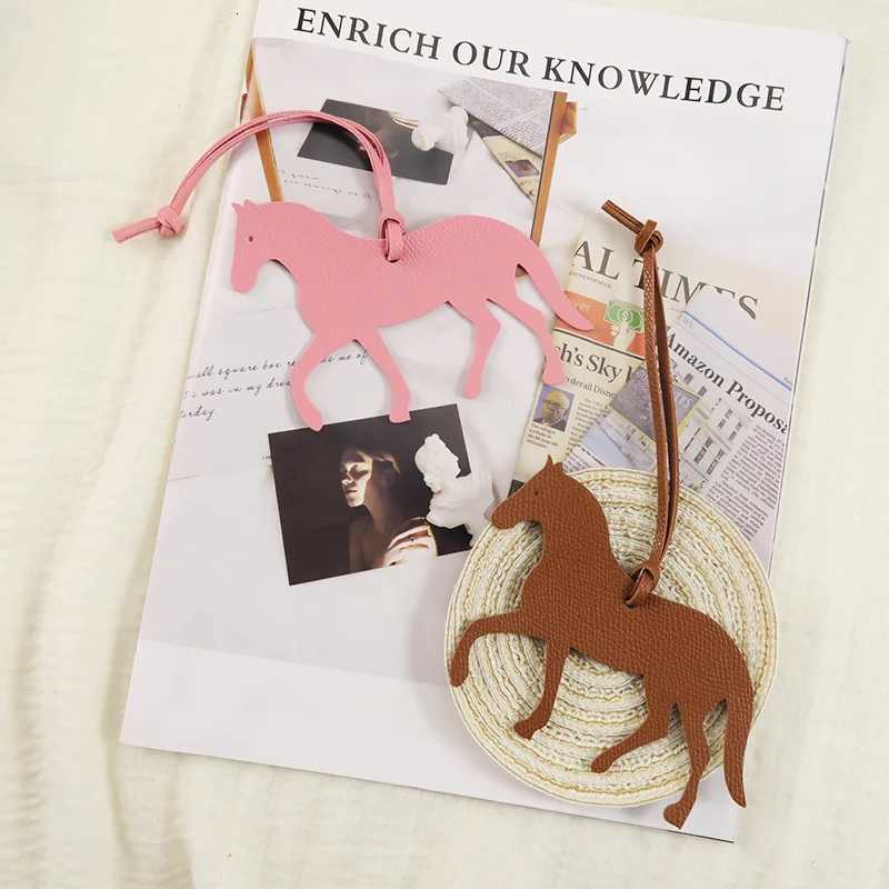 Stallion Pu Leather Bag Pendant Cute Pony Pendant Leather Bag Pendant Accessories Hanging Decoration Z251023