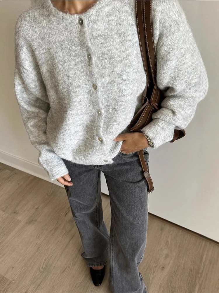 Womens Loose Solid Sweater Coat O Neck Cardigan Office Commute Knitwear Single Breasted Long Sleeve Streetwear Tops Autumn 251022