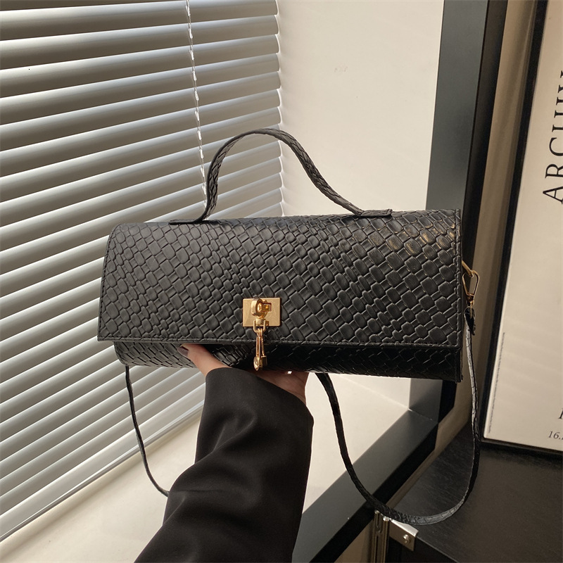 Luxury Brand Designer Bag Unique Niche Design Casual Chic Simple Single Shoulder 2025 Casual Trendy Women's Clutch Fashion Small Square Bag