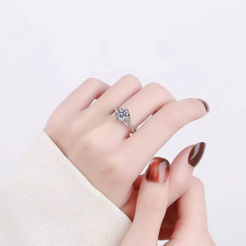 Wholesale Engagement Ring Moissanite Rings Lady Moissanite Ring for Wedding