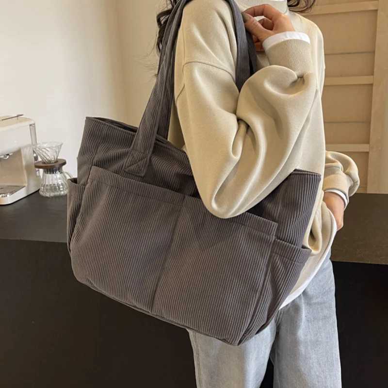 Multiple Pockets Womens Corduroy Tote Handbag Simple Striped Shoulder Bag with Fixed Straps Zipper Large Capacity Commuting BagL251023