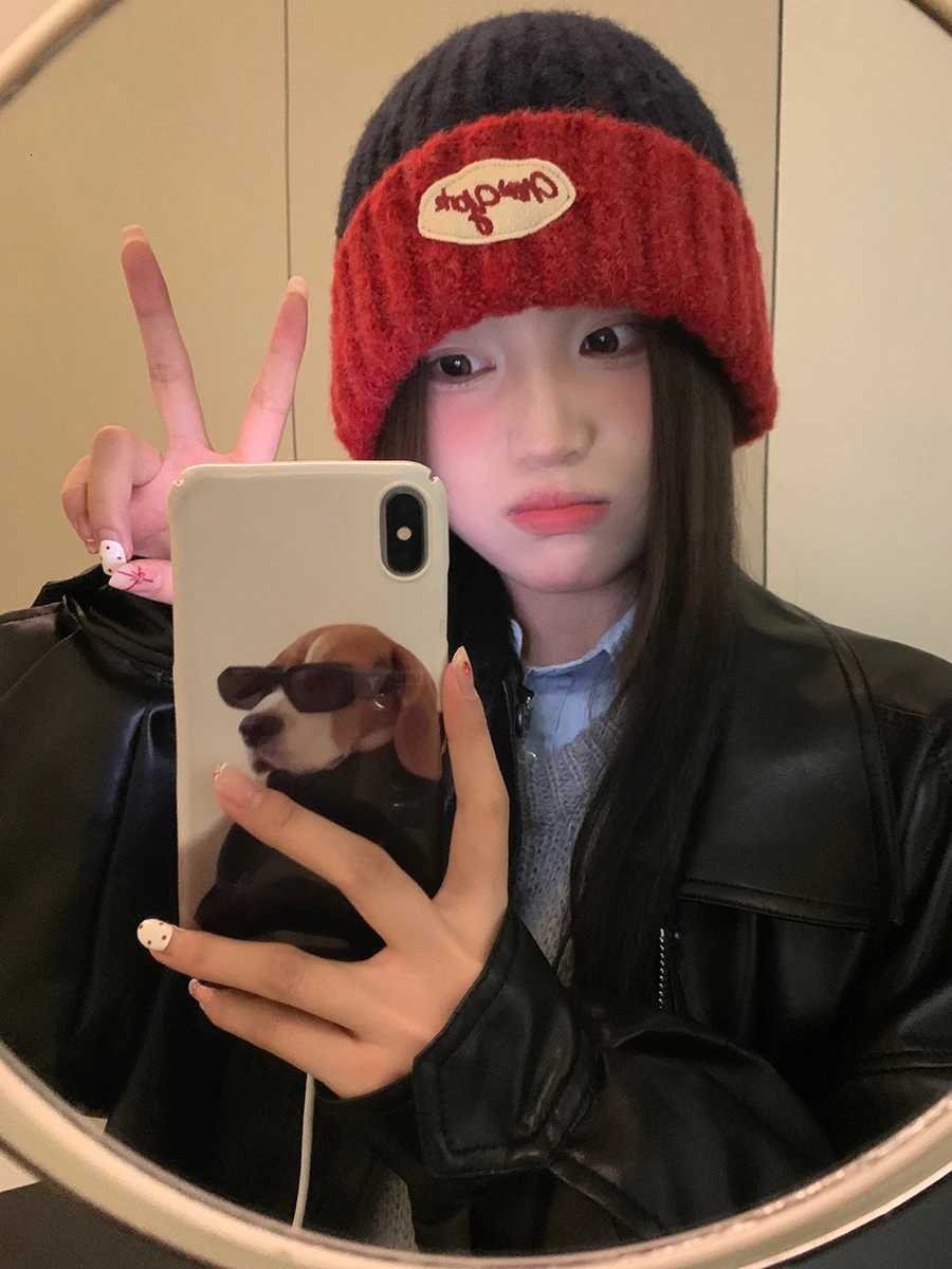 Womens Beanie Hat To Show A Small Face American Vintage Fashion Letter Student Couple Knitted Hat VersatileXJ251023