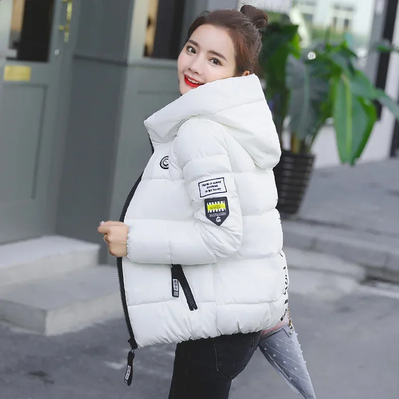 Causal Ladies Padded Jacket Short Autumn Winter Wadded Women Hooded Coats Female Plus Size Parkas Overcoat 251022