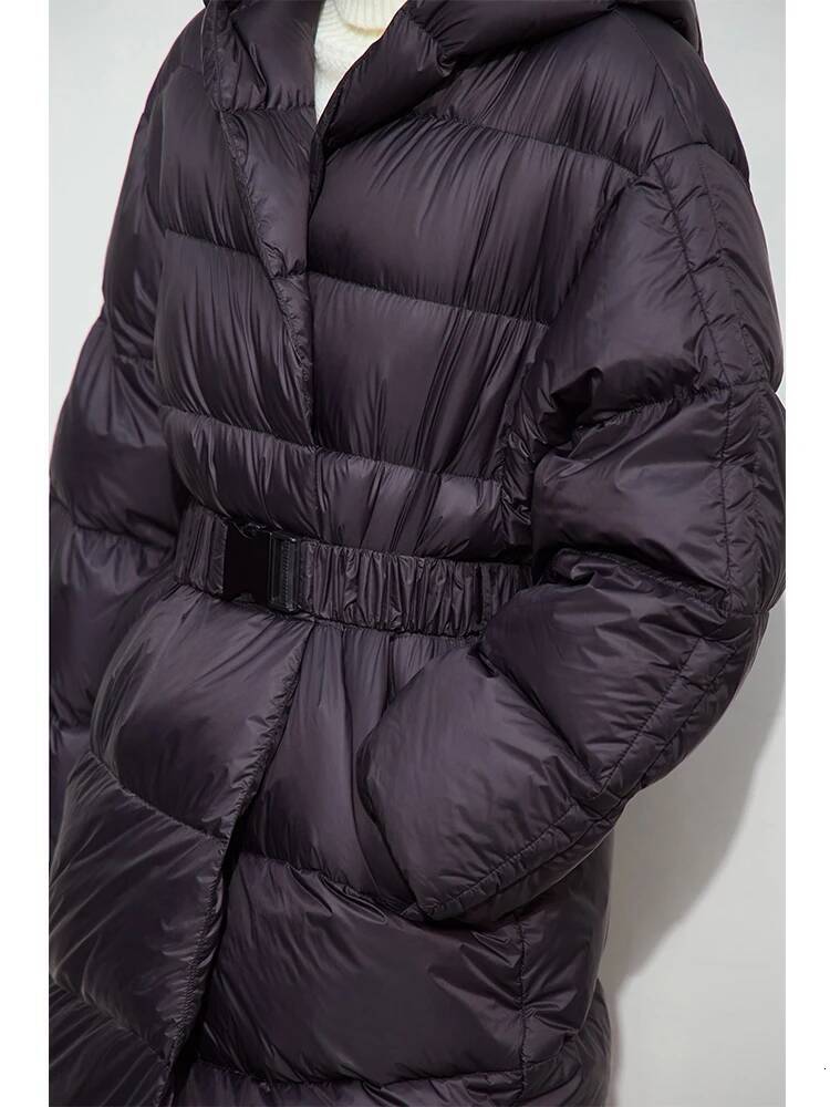 AMII Minimalist Hooded Jacket For Women 2025 Winter New Warm Duck Down With Belt Magnetic Buckle Loose Outerwear 12424001