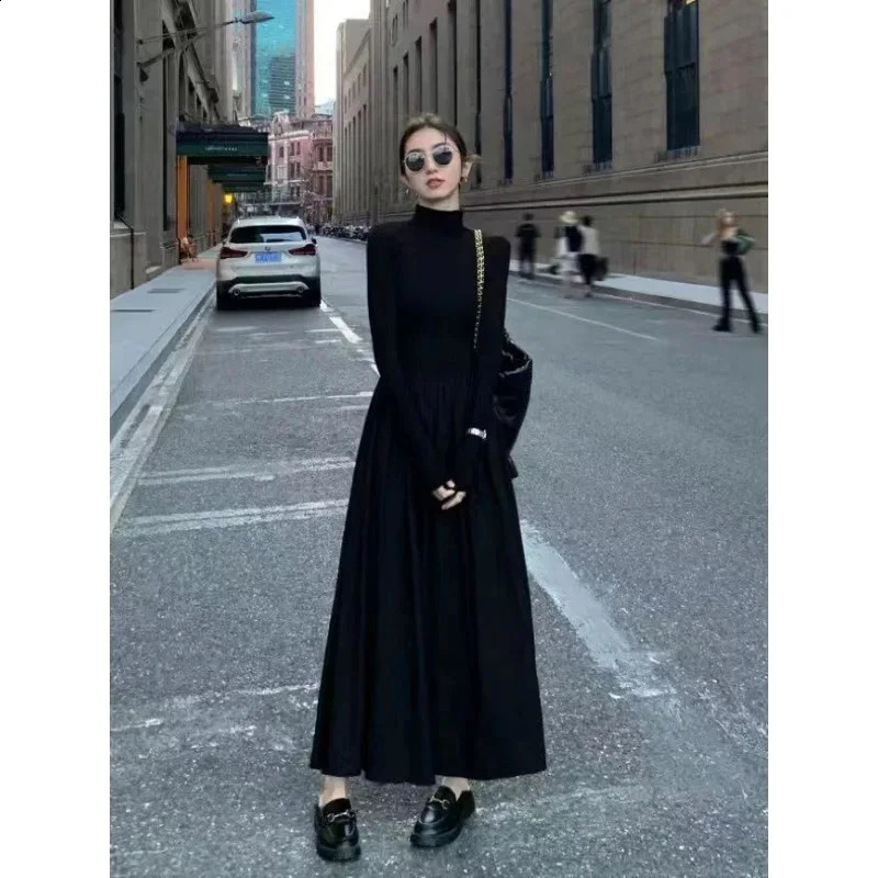 French Style Temperament Womens HighGrade Black Dress Hepburn Gray Turtleneck for Women Autumn Winter DF4964 251022