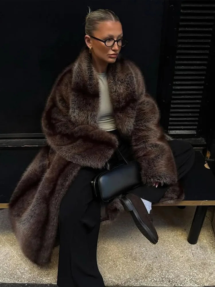 Fashion Brown Faux Fur Overcoat Women y Lapel Long Sleeve Fluffy Coat Winter Female Thicken Warm High Street Outwear 251021