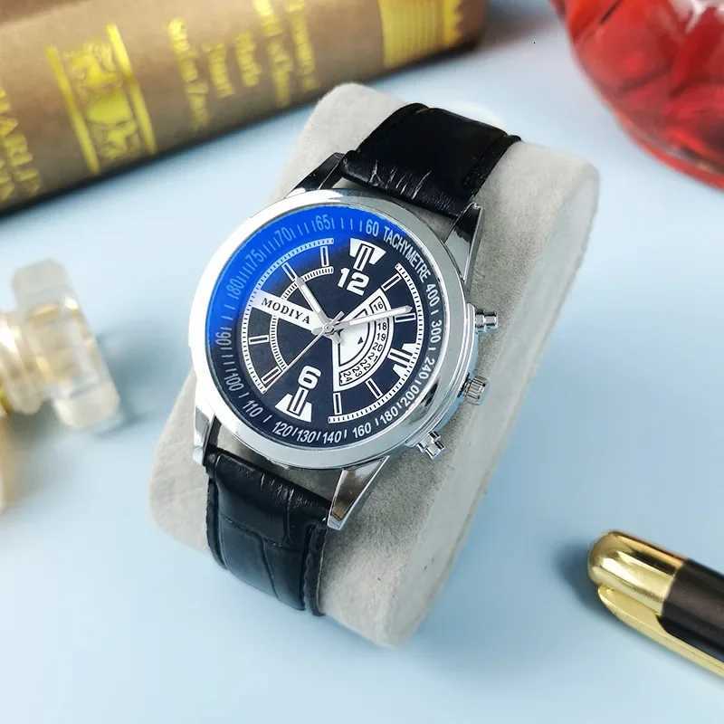 Fashion Mens Watch Luxury Leather Band Quartz Wrist Business Watch Simple and Stylish Dress Wristwatch Men Clock Sport WatchesL251023