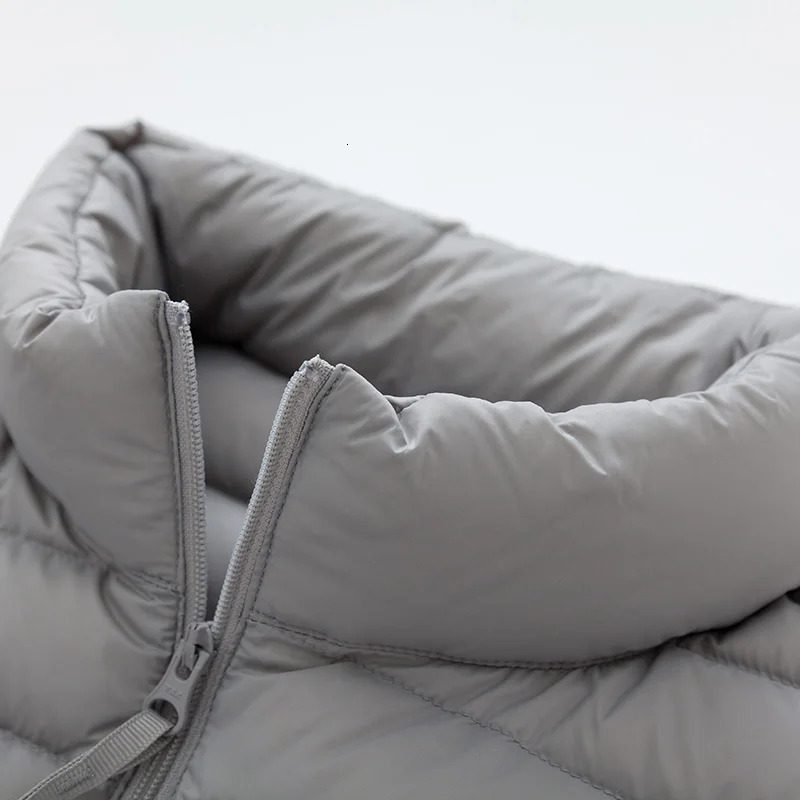 Jacket Men Winter Portability Warm Duck Down Hooded Natural Fur Collar Coat Waterproof 251020