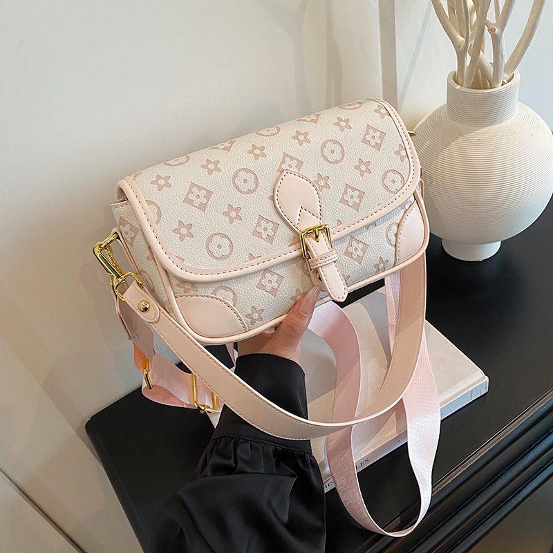 Free shipping Designer bag fashionable bucket bag high-end light luxury retro and fashionable monogram bag classic printed black white pink