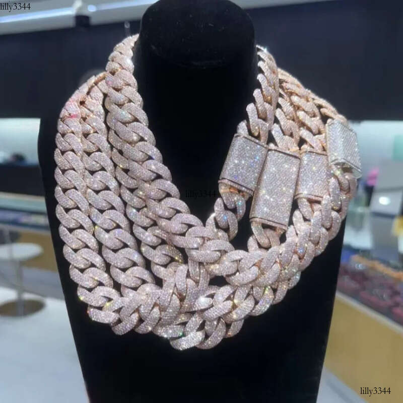 Yu Ying Hot Sale Full Iced Out Moissanite Heavy 17MM 20MM 22MM Wide S Solid Gold Plated Cuban Link Chain Necklace aaa