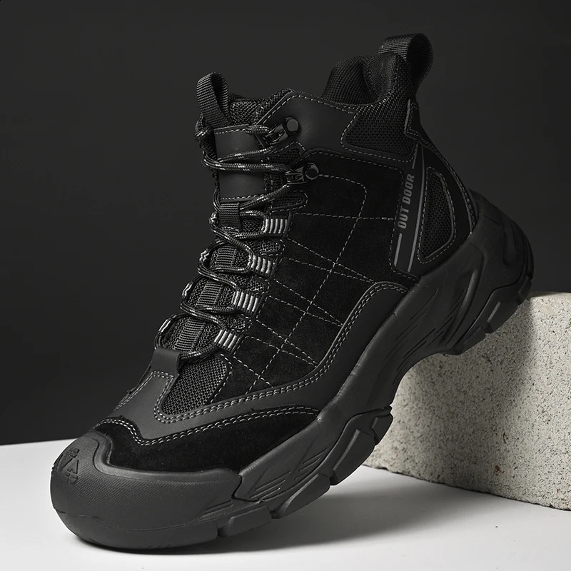 Outdoor Men High Top Shoes AntiSlip Sports Ankle Boots Leisure Mountain Climbing Mens Footwear NonSlip Male Motorcycle Boots 251021