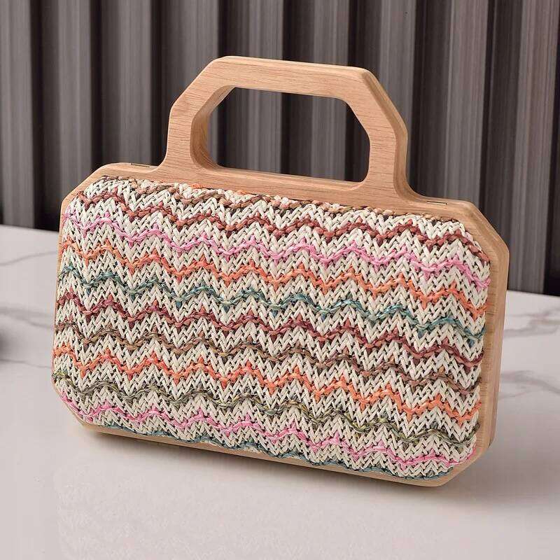 Designer Bags 2025 New Wooden Portable Woven Straw Fashion Handbag Daily Senior Dinner Bag Banquet Niche Luxury Bag