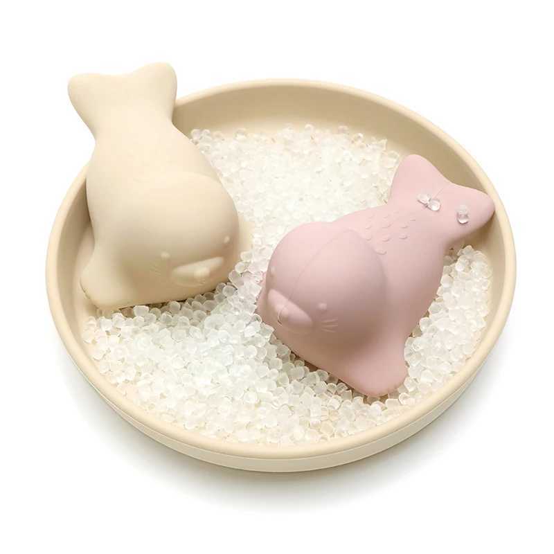 Food Grade Silicone Seal Bath Toy Chewable Teether Water Play Toy for Babies BPA Free Float Squeeze Spray Animal Bath Toy J251023