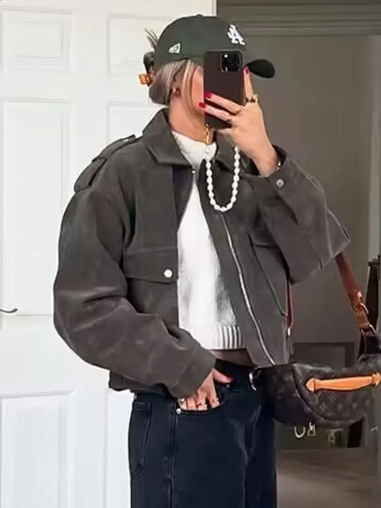 HH Female Vintage Suede Coats For 2025 Autumn Solid Long Sleeve Zipper Lapel With Pockets Street Fashion Jacket Causal Outerwear 251018