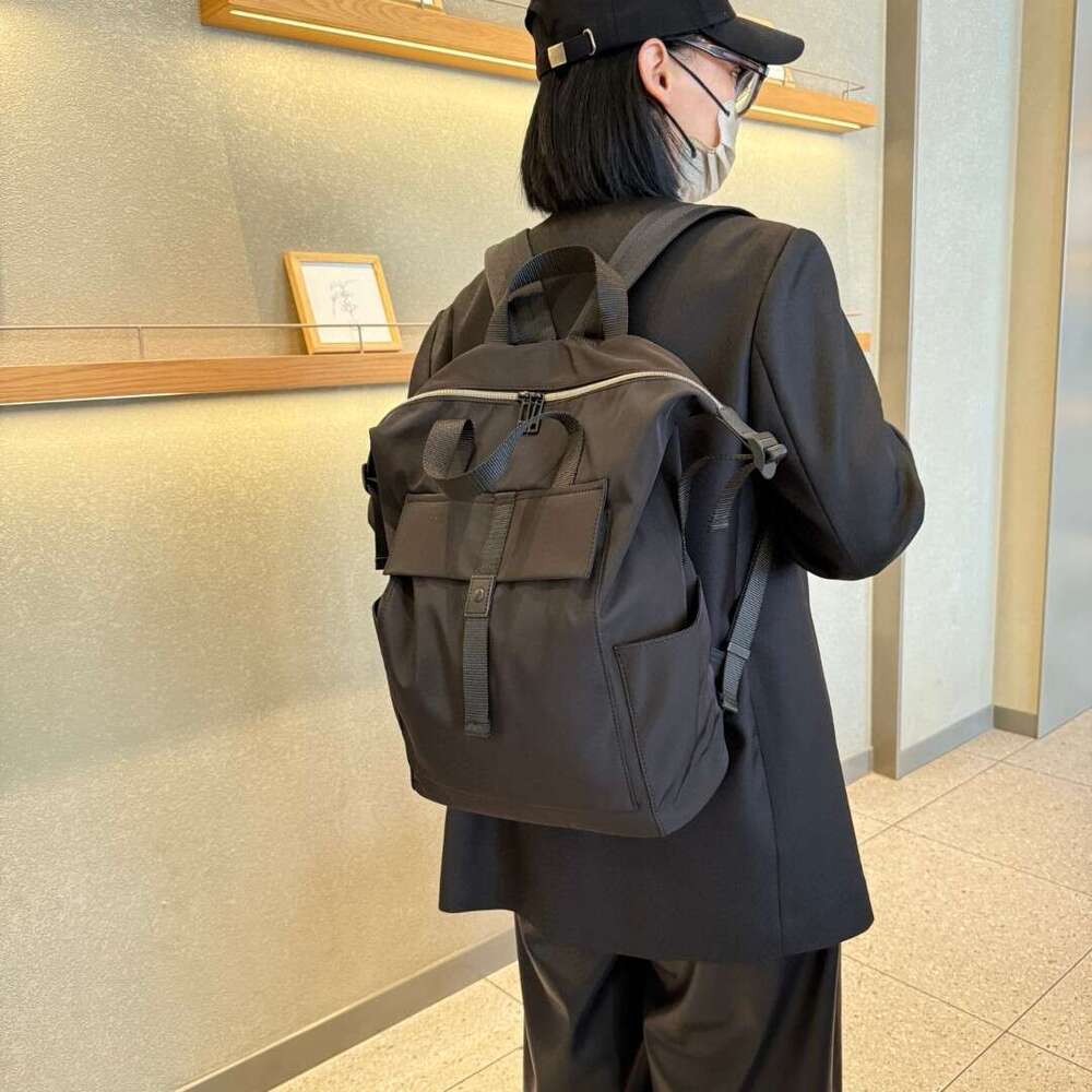 Minimalist Design Commuter Laptop Black Versatile Travel Business Waterproof Nylon Lightweight Backpack High Quality