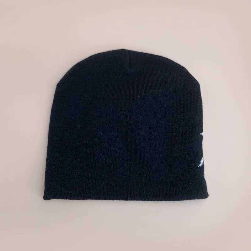 Personal ropean Sty Pattern Wool Knitted Hats Autumn and Winter New Niche Warm Hip Hop Versati Skate Fashion ins BeaniesW251023