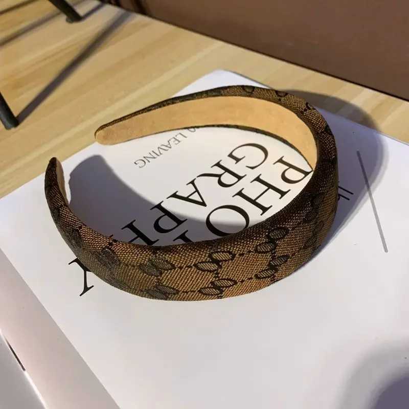 Wide Sponge band Denim Pattern Letters Design High Top NonSlip for Wen Girls Face ing Skincare Daily Hair Accories Y251023