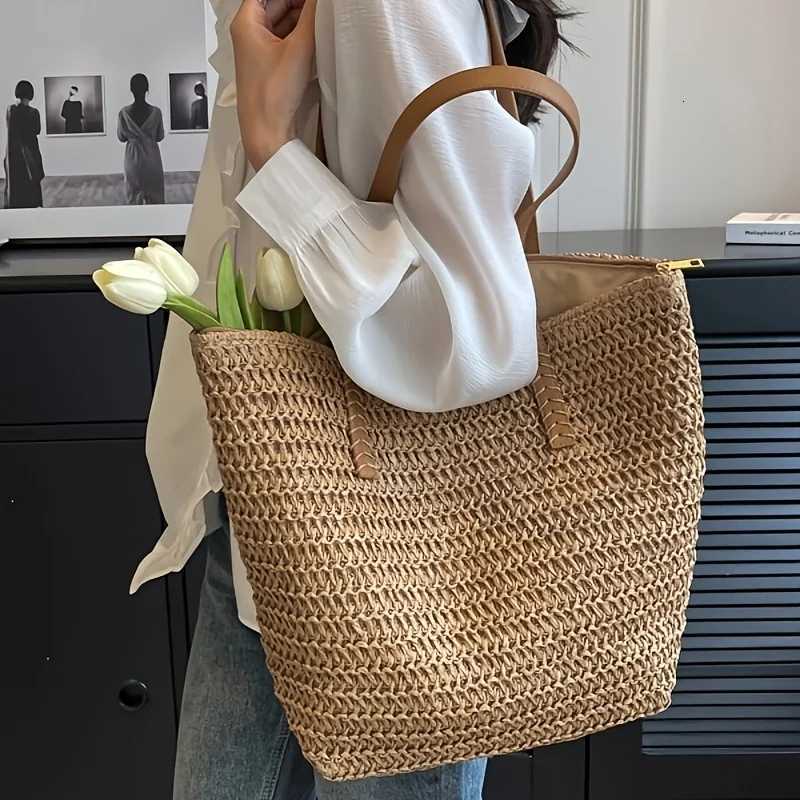 Fashionable and Versatile Womens Woven Bag with Zipper for Travel Large Capacity Beach Bag HandbagL251023
