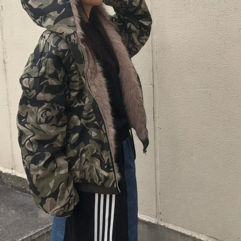 Autumn Winter Retro Y2K Army Green Rose Camouflage Plus Velvet Hoodie Women Floral Zipper Jacket Faux Fur Trim Street 251022