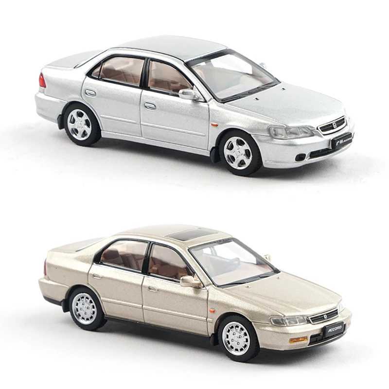 Xcartoys 164 Accord Gen56 Diecast Model Cars Metal Vintage Classic Car Collection for Boys Adults GiftT251023