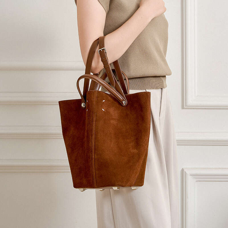 Luxury bag Niche High End Large Capacity Single Shoulder Handbag New Dual Use Women s Genuine Leather Cowhide Bucket Bag